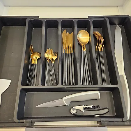 Cesu Str Cozy Apartment, Free Parking, Self Check In Appartement