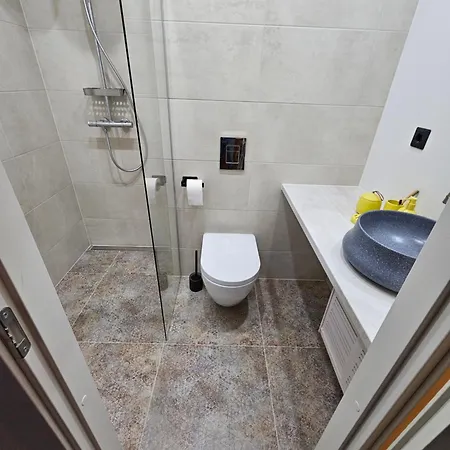 Cesu Str Cozy Apartment, Free Parking, Self Check In *